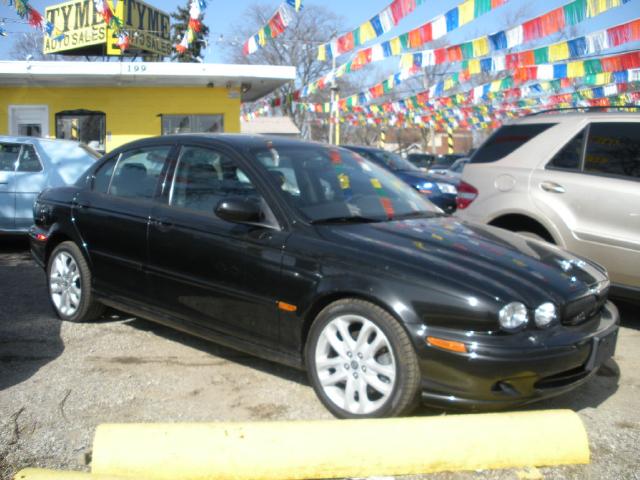 Image 1 of 2002 Jaguar X-Type Black
