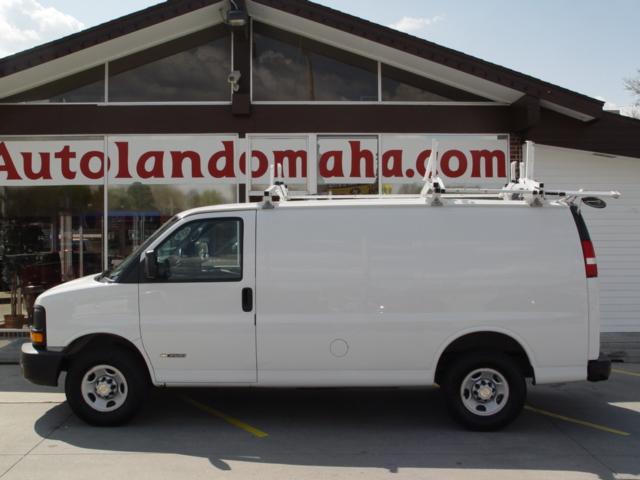 2005 Chevrolet Express Van. 2005 Chevrolet Express Cargo