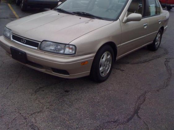 Infiniti G20 Touring. 1996 Infiniti G20