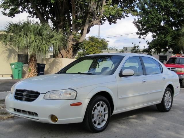 2000 Nissan Maxima